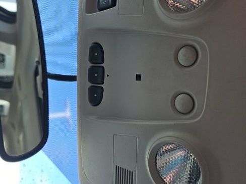 Used 2013 GMC Acadia SLT image 39