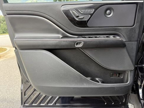 Used 2020 Lincoln Aviator Reserve w/ Elements Package Plus image 45