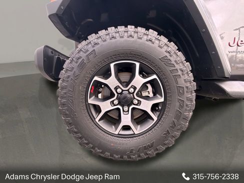 Used 2020 Jeep Wrangler Unlimited Rubicon w/ Dual Top Group AWD/4WD image 10