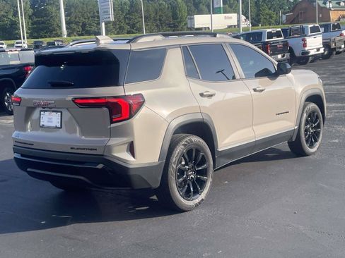 Used 2025 GMC Terrain Elevation w/ Black Edition AWD/4WD image 3
