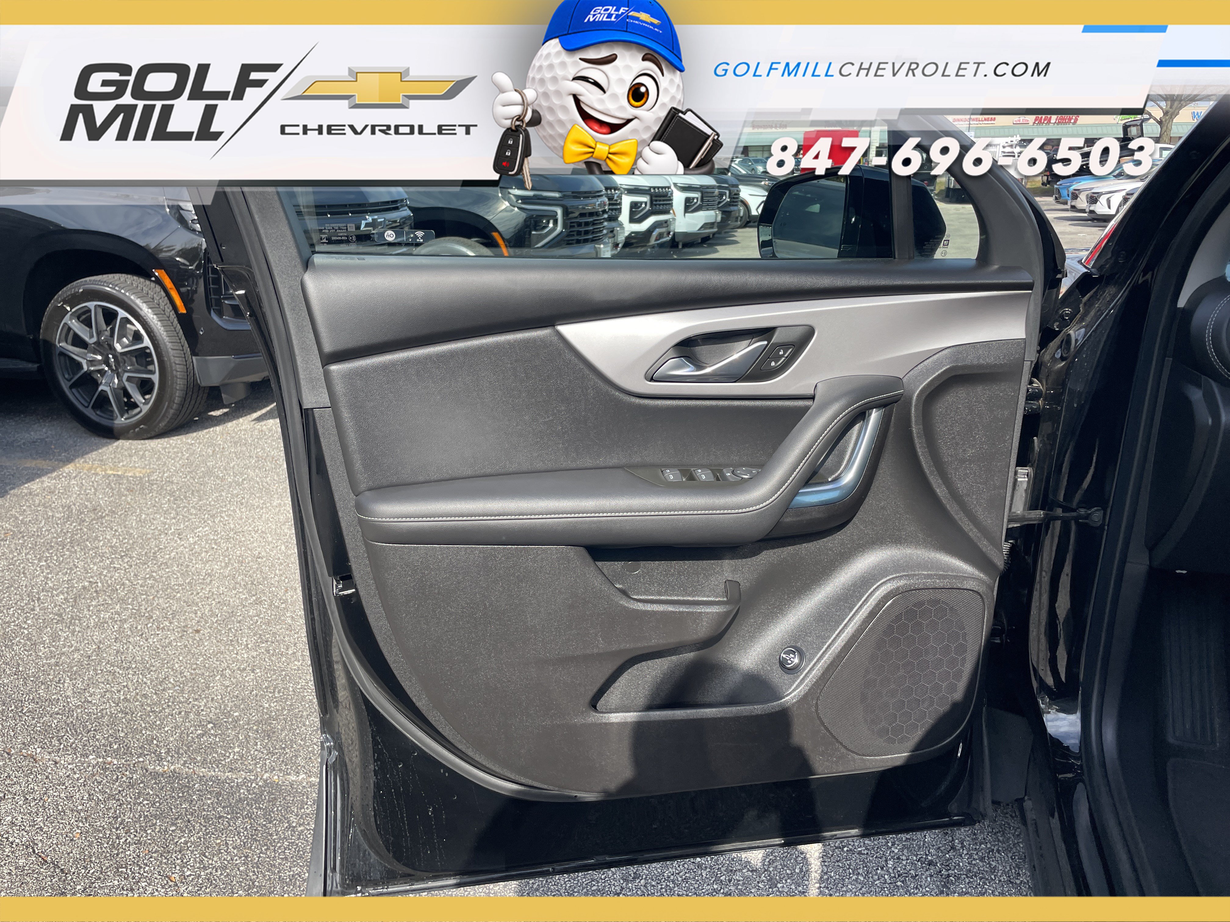 Used 2024 Chevrolet Blazer LT w/ Midnight/Sport Edition FWD image 11