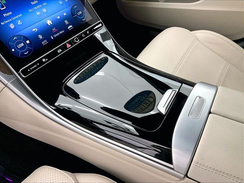 Certified 2024 Mercedes-Benz C 300 Sedan image 15