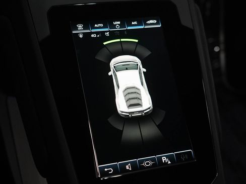 Used 2021 Lamborghini Huracan EVO image 27