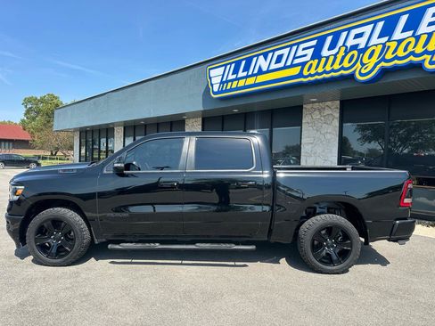 Used 2021 RAM 1500 Big Horn AWD/4WD image 4