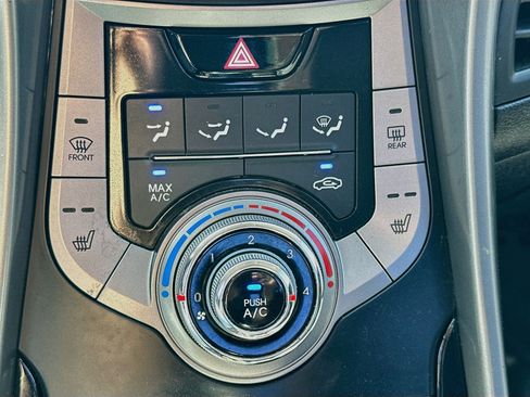 Used 2013 Hyundai Elantra Limited FWD image 21