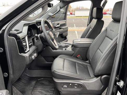 Used 2024 GMC Sierra 2500 Denali w/ Denali Reserve Package image 3