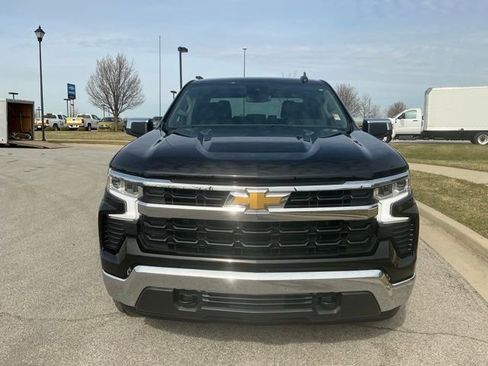 Used 2023 Chevrolet Silverado 1500 LT image 9