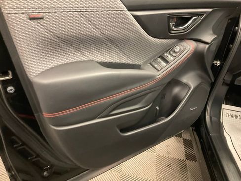 Used 2023 Subaru Forester Sport image 9