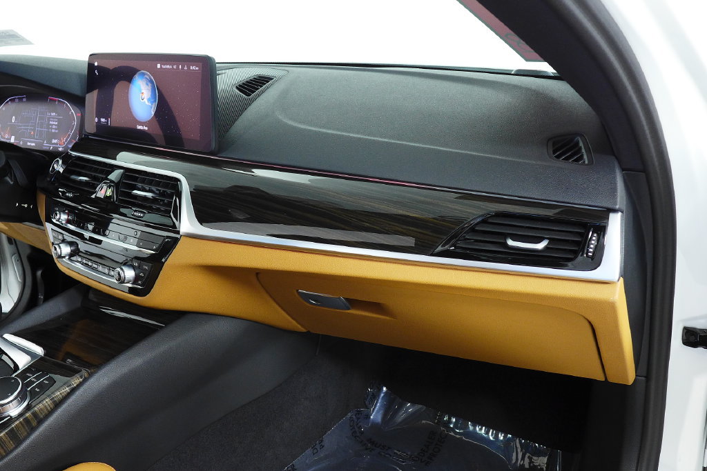 Certified 2023 BMW 530i w/ Convenience Package RWD image 14
