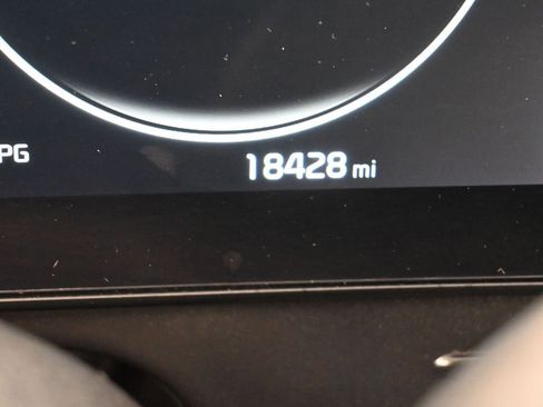 Used 2023 Kia Sportage SX image 33