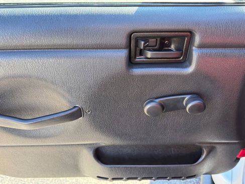 Used 2003 Jeep Wrangler X image 14