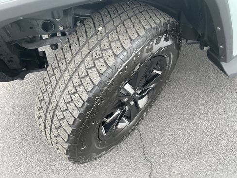 Used 2023 Jeep Wrangler Unlimited Sahara image 10