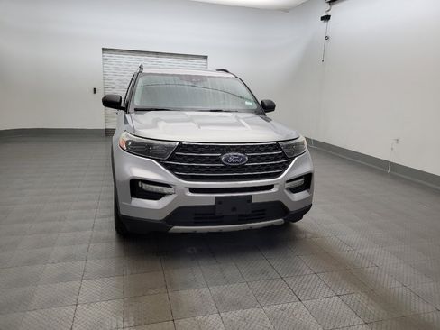 Used 2020 Ford Explorer XLT w/ Equipment Group 202A RWD image 14
