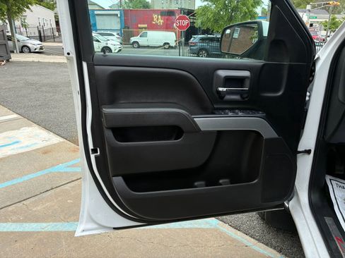 Used 2017 Chevrolet Silverado 1500 LT w/ All Star Edition AWD/4WD image 9