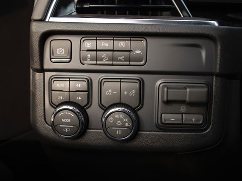 New 2026 Chevrolet Tahoe Z71 w/ Z71 Off-Road Package image 19