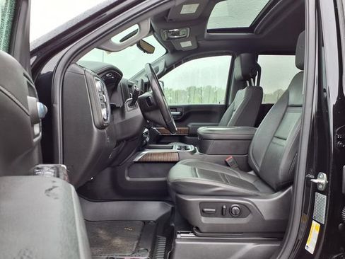 Used 2021 GMC Sierra 2500 Denali w/ Denali Black Diamond Edition AWD/4WD image 34