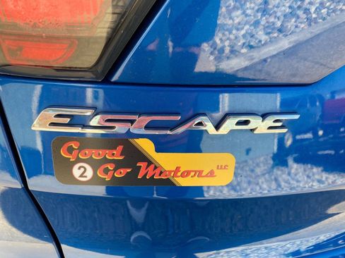 Used 2017 Ford Escape S FWD image 65