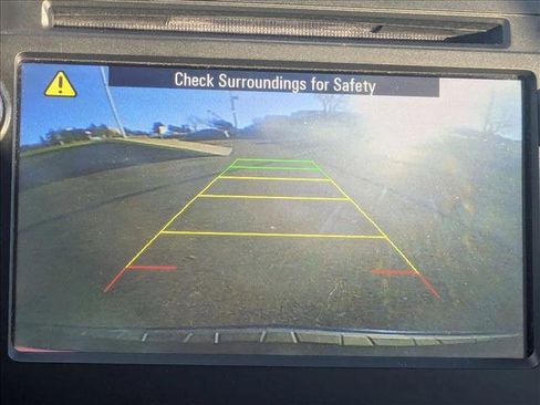 Used 2017 Chevrolet Traverse LT image 13