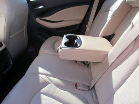 Used 2018 Buick Envision Preferred AWD/4WD image 28