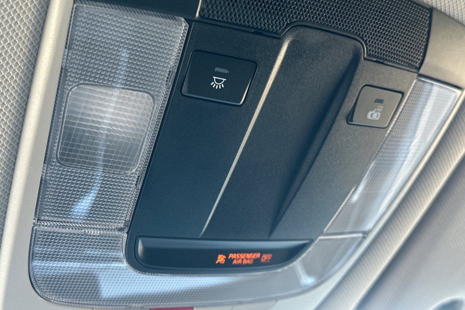 Certified 2026 Kia Sorento LX FWD image 24