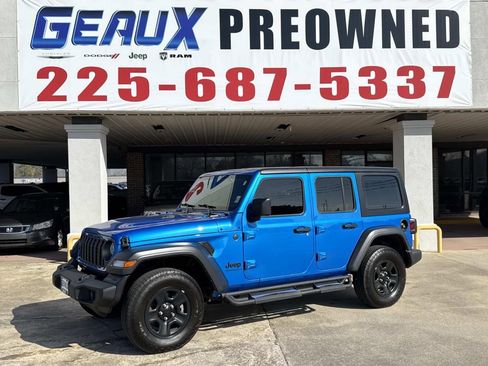 Used 2025 Jeep Wrangler Sport image 1