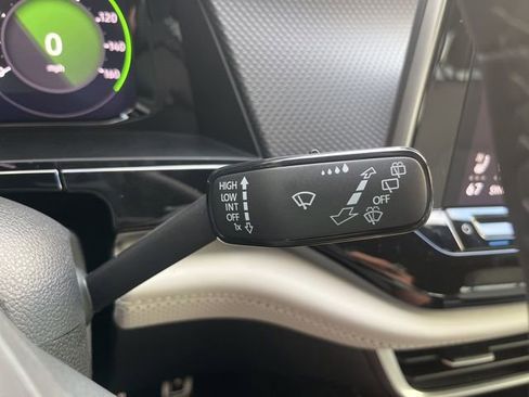 New 2026 Volkswagen Atlas Cross Sport SEL Premium R-Line image 12