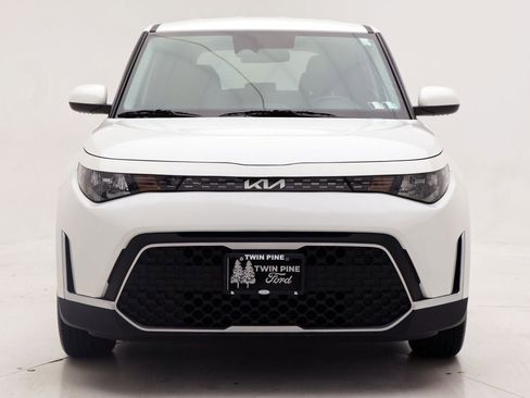 Used 2023 Kia Soul LX w/ Option Group 015 image 4