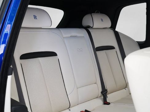 Used 2021 Rolls-Royce Cullinan Black Badge AWD/4WD image 37