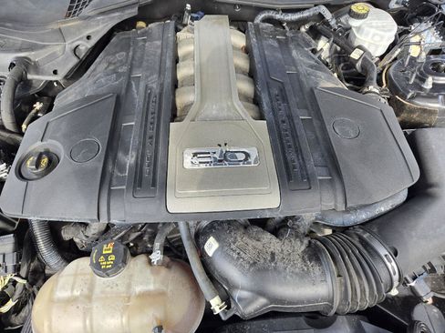 Used 2019 Ford Mustang GT w/ Black Accent Package RWD image 31
