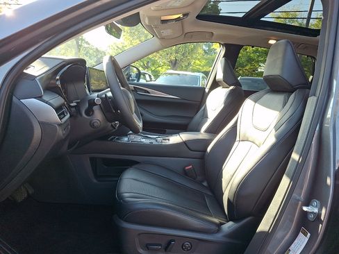 Certified 2023 INFINITI QX60 Luxe w/ Cargo Package AWD/4WD image 14