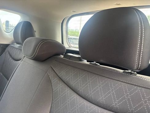 Used 2018 Kia Soul FWD image 9