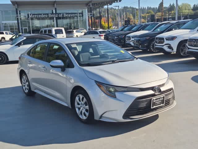 Used 2024 Toyota Corolla LE FWD image 2
