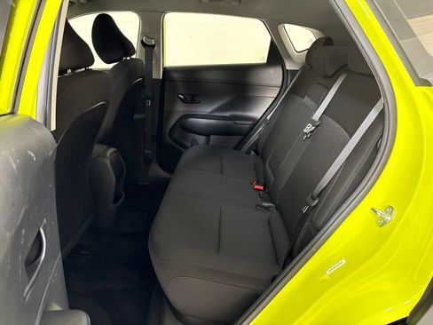 Used 2025 Hyundai Kona SE FWD image 18