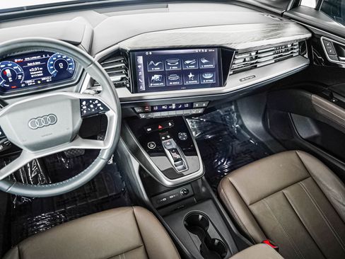Certified 2023 Audi Q4 e-tron Premium Plus AWD/4WD image 14
