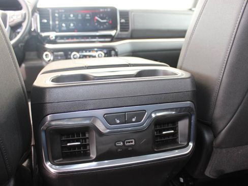 Used 2025 GMC Sierra 3500 SLT w/ SLT Convenience Package AWD/4WD image 25