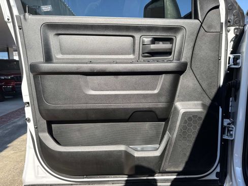 Used 2024 RAM 3500 Tradesman w/ Chrome Appearance Group image 18