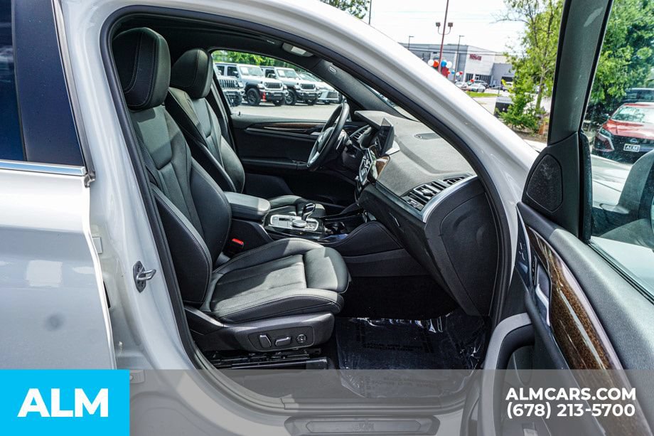 Used 2025 BMW X4 xDrive30i AWD/4WD image 22