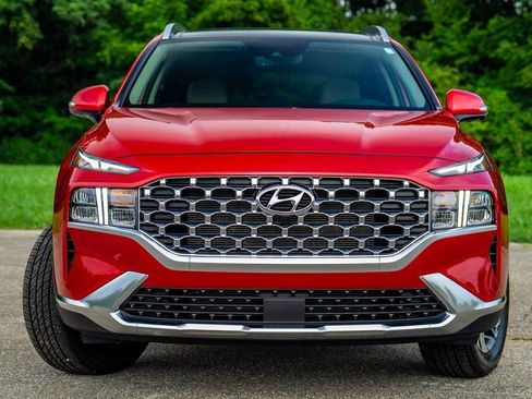 Used 2023 Hyundai Santa Fe SEL w/ Premium Package AWD/4WD image 7