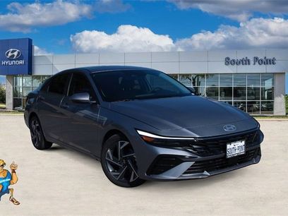 New 2025 Hyundai Elantra Limited