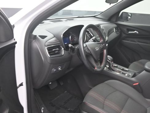 Used 2024 Chevrolet Equinox RS FWD image 10