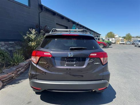 Used 2018 Honda HR-V EX-L image 4
