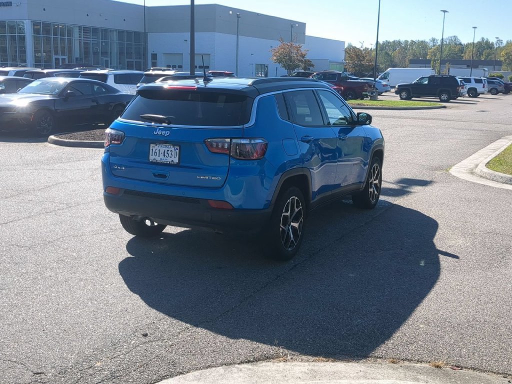 Certified 2025 Jeep Compass Limited AWD/4WD image 5
