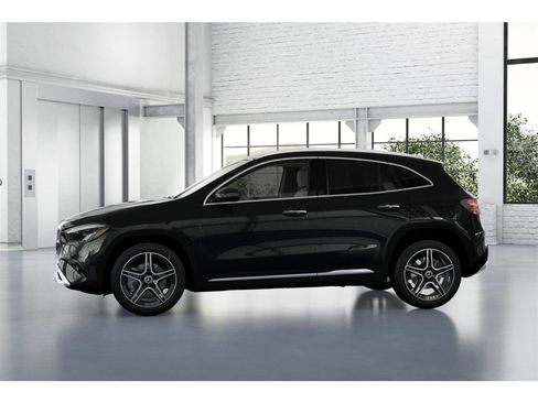 New 2026 Mercedes-Benz GLA 250 4MATIC image 35
