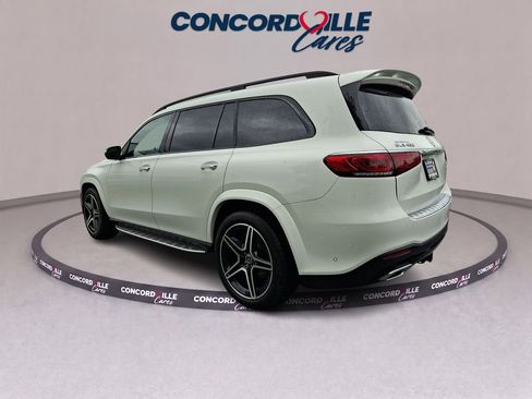 Used 2023 Mercedes-Benz GLS 450 4MATIC image 4