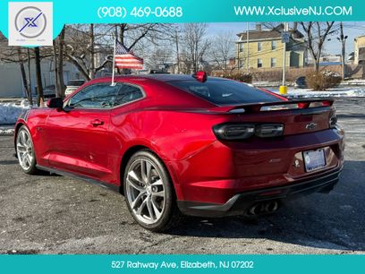 Used 2022 Chevrolet Camaro SS w/ Design Package 2