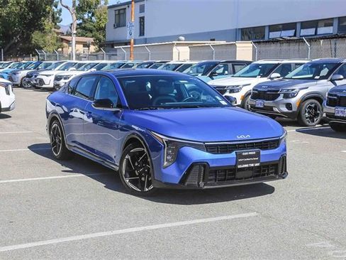 Certified 2025 Kia K4 GT-Line w/ GT-Line Premium Package image 2