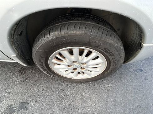 Used 2004 Chrysler Town & Country Touring FWD image 52