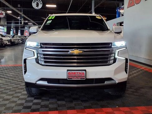 Used 2021 Chevrolet Suburban High Country AWD/4WD image 2