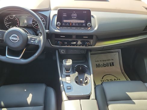 Certified 2023 Nissan Rogue SV w/ SV Premium B Package FWD image 15