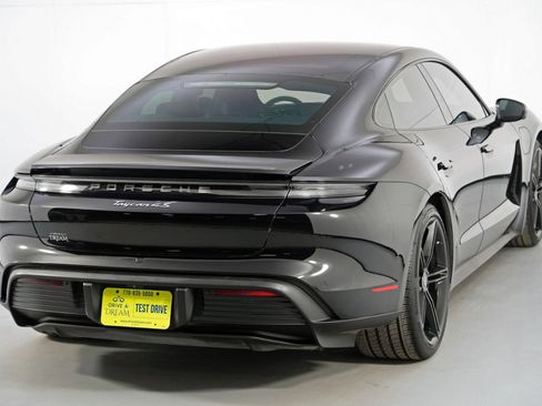 Used 2020 Porsche Taycan 4S image 54
